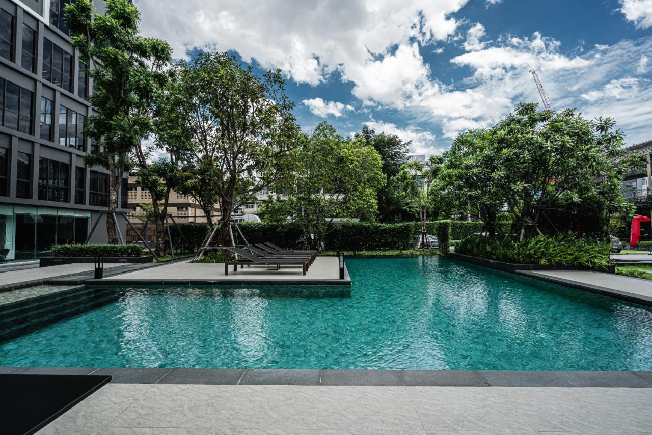 Siamese Sukhumvit 87 Apartment Bangkok Bagian luar foto