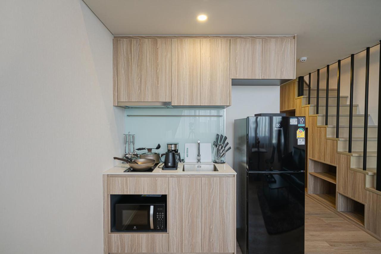 Siamese Sukhumvit 87 Apartment Bangkok Bagian luar foto